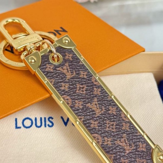 2025SS Keychain LOUIS VUITTON Louis Vuitton A one-point item that will enhance your fashion sense