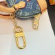2025SS Keychain LOUIS VUITTON Louis Vuitton Perfect for the classic and popular street style