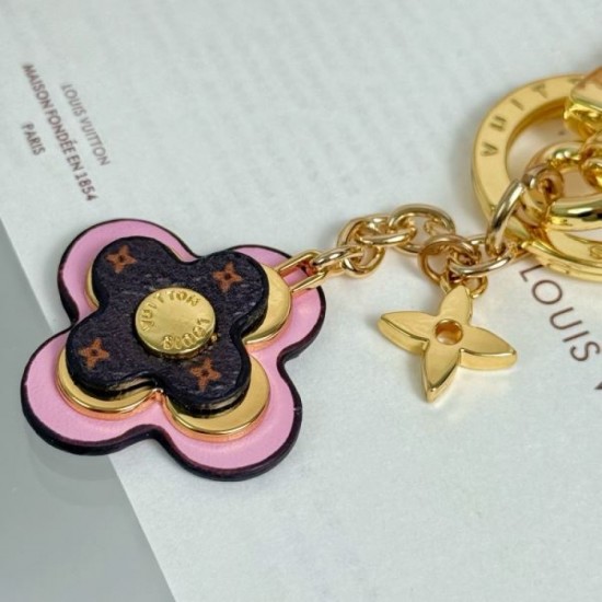 2025SS Keychain LOUIS VUITTON Louis Vuitton Summer new product with a flood of fans First come, first served