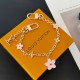 2025SS Keychain LOUIS VUITTON Louis Vuitton A classic keychain that can be used at the change of seasons 2025SS Keychain LOUIS VUITTON Louis Vuitton A classic keychain that can be used at the change of seasons