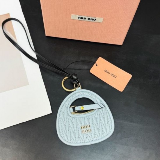 2025SS Keychain MIU MIU Miu Miu Recommended elegant design for summer 2025SS Keychain MIU MIU Miu Miu Recommended elegant design for summer