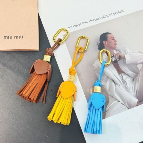 2025SS Keychain MIU MIU Miu Miu A feminine new product with a summery feel